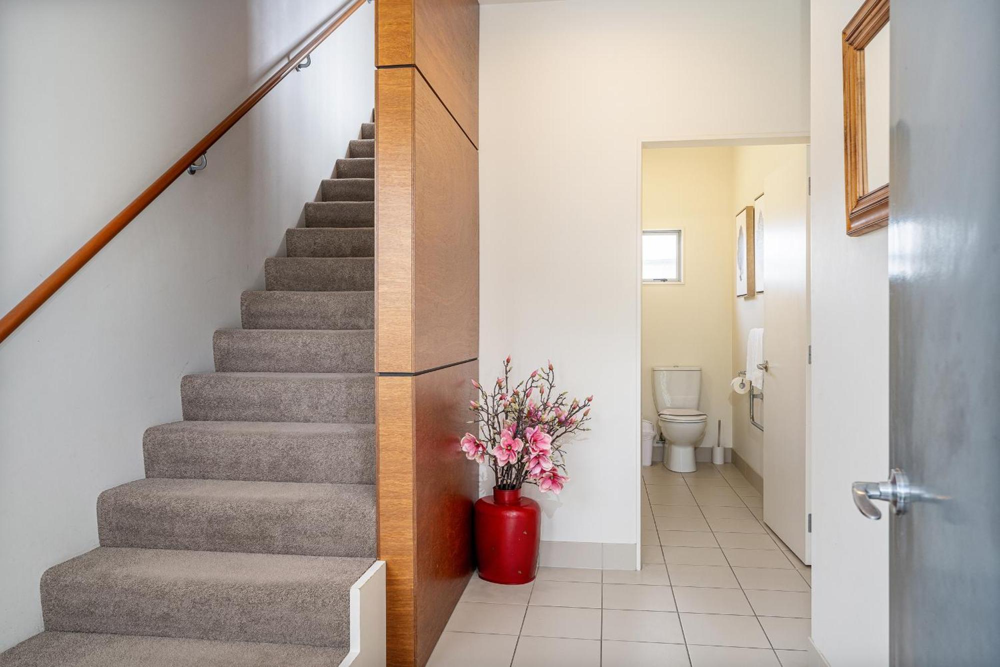 Ocean Serenity Apartments 怀蒂昂格 外观 照片